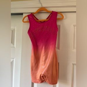 Gymnastics leotard